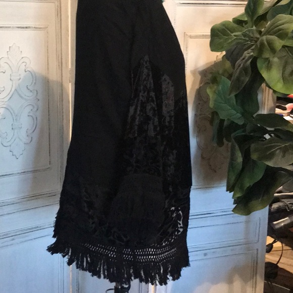 Cardigan - Picture 2 of 4